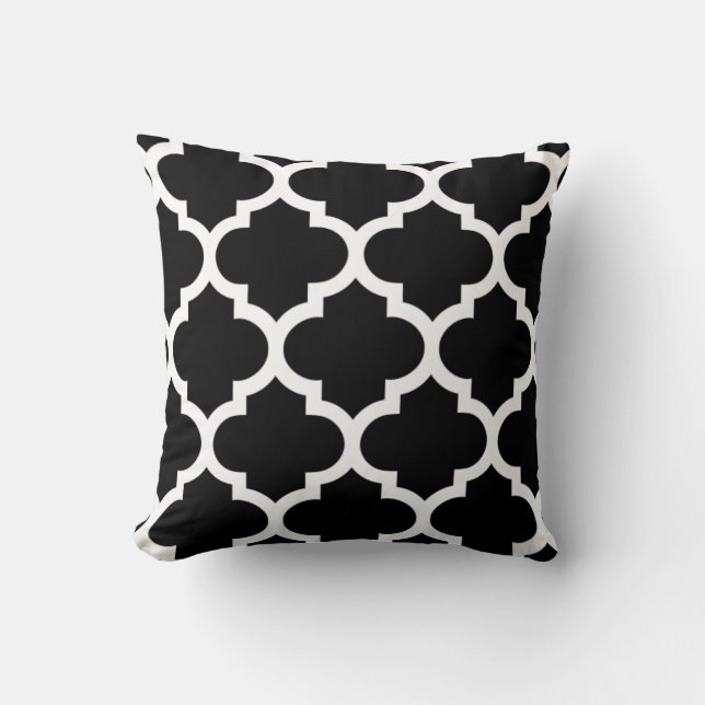 Almohada de Quatrefoil en blanco y negro (Anverso)