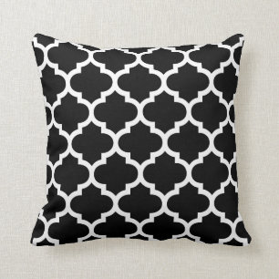 Almohada de Quatrefoil - modelo blanco y negro