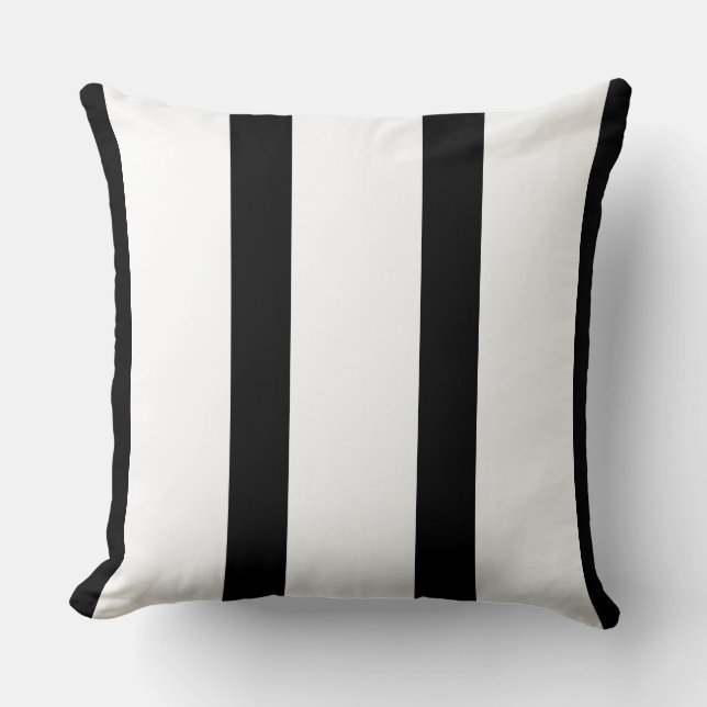 Almohada de rayas blancas y negras (Anverso)