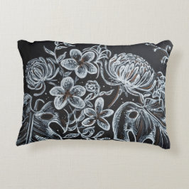 almohada de sketch floral negro