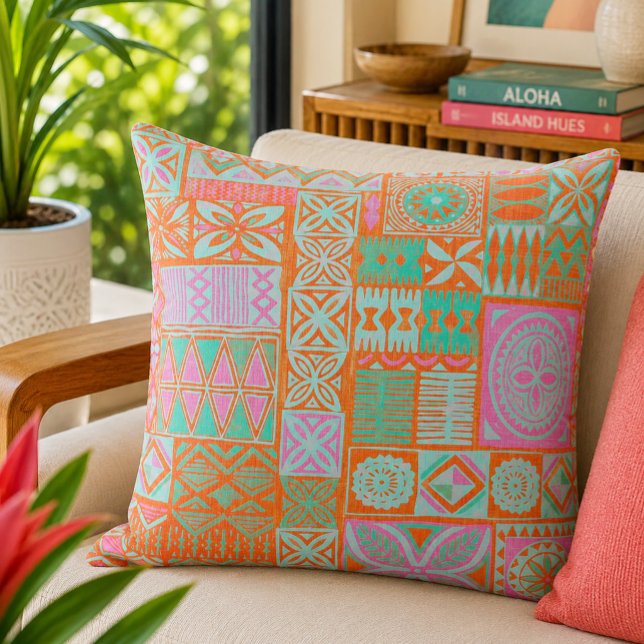 almohada de tela estampada hawaiana (Subido por el creador)
