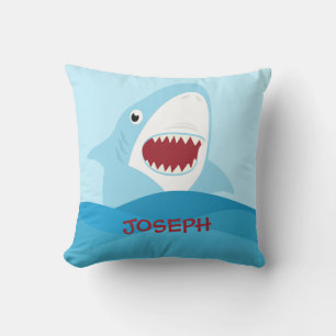 Almohada de tiburón suave