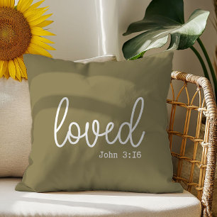 Almohada de tirar con cita de Verde Oliva Querido