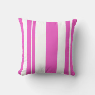 almohada de tiro blanco y rosa a rayas