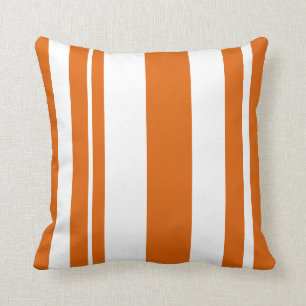 Almohada de tiro rayada blanca y anaranjada