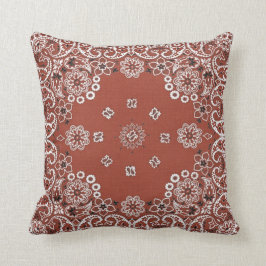 almohada de tiro roja del pañuelo de Paisley