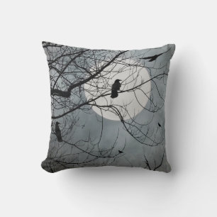 Almohada de Tres Cuervos Celestiales Y Una Luna Ll