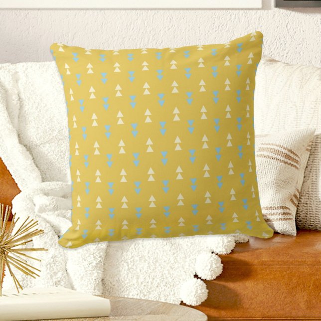 Almohada de triángulos amarillos (Subido por el creador)