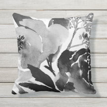 Almohada decorativa / acento floral en blanco y ne