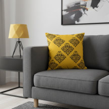 Almohada decorativa amarilla y negra para sofá