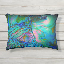 Almohada decorativa con acento de concha de abulón