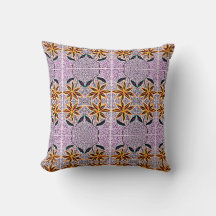Almohada decorativa con acento floral