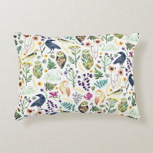 Almohada decorativa con patrón botánico inspirado 