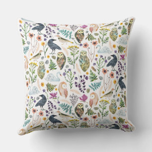 Almohada decorativa con patrón botánico inspirado 