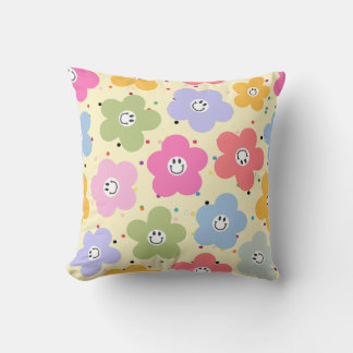 Almohada decorativa con patrón de flores sonriente