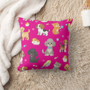 Almohada decorativa con patrón de mascotas lindas