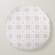 almohada decorativa con un patrón geométrico