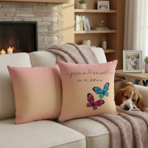 Almohada decorativa de boda con nombres y fecha en