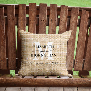 Almohada Decorativa de Bodas con Monograma Blanco 