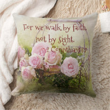 Almohada decorativa de caminar por fe, no por vist