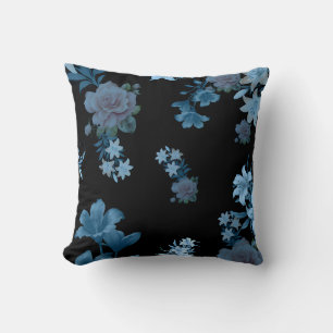 Almohada decorativa de flores elegante en azul tur