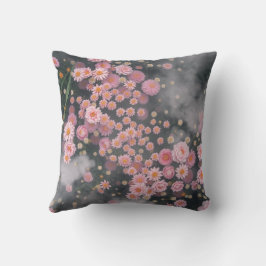Almohada decorativa de jardín floral con tono rosa