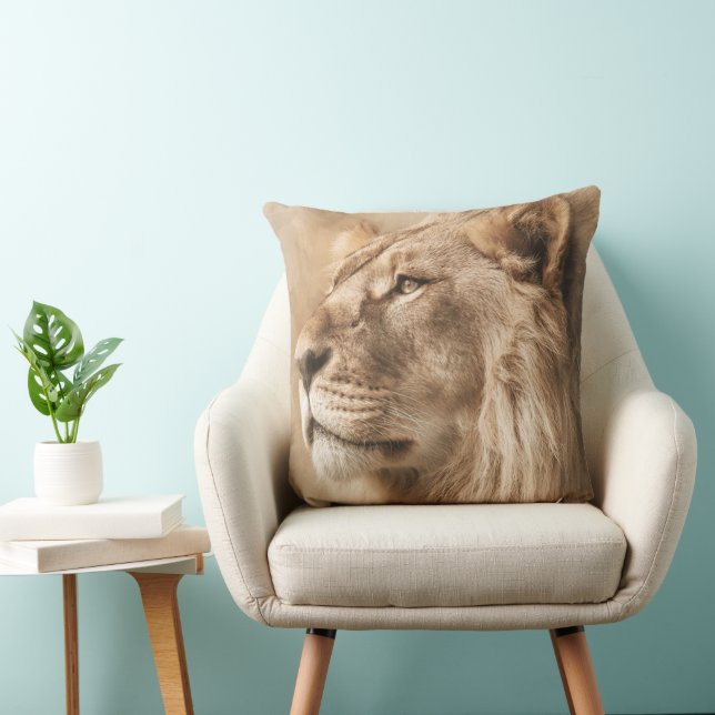 Almohada decorativa de león majestuoso (Silla)