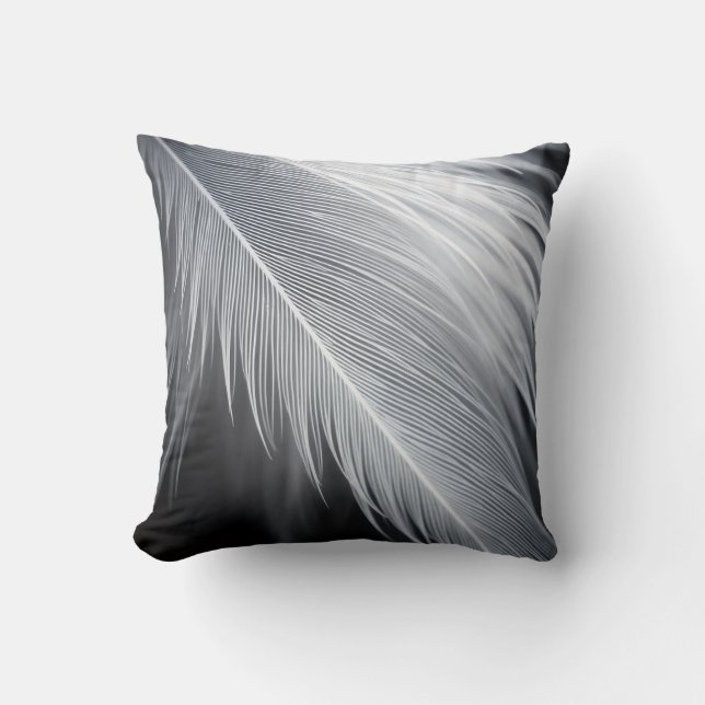 Almohada decorativa de pluma en blanco y negro (Anverso)