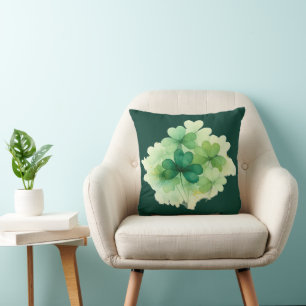 Almohada decorativa de racimo de trébol en capas