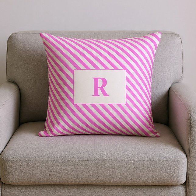 Almohada decorativa de rayas rosa y blanco monogra (Subido por el creador)