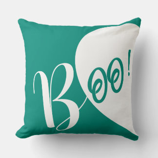 Almohada decorativa de tipografía Boo con tono div