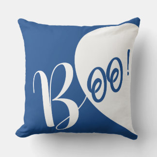 Almohada decorativa de tipografía Boo con tono div