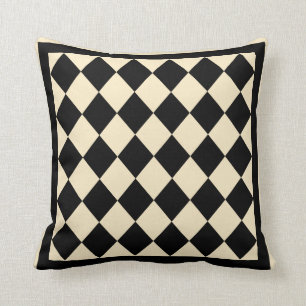 Almohada decorativa del diamante negro y poner