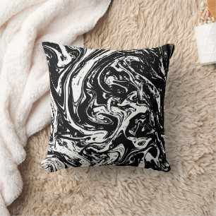 Almohada decorativa estilo mármol negro y blanco