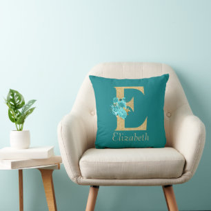 Almohada decorativa floral de oro y agua con letra