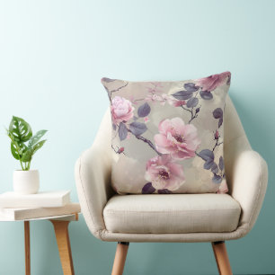 Almohada decorativa floral de primavera sobre neut