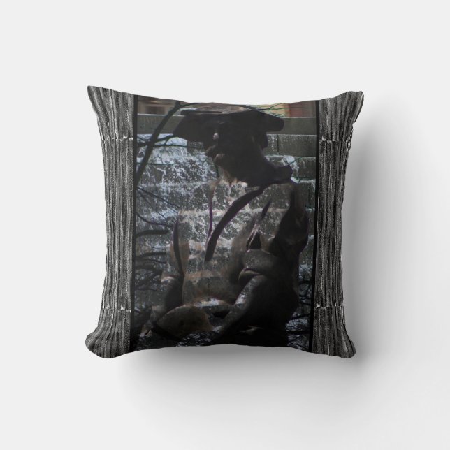 Almohada decorativa gris y negra para sofá (Anverso)