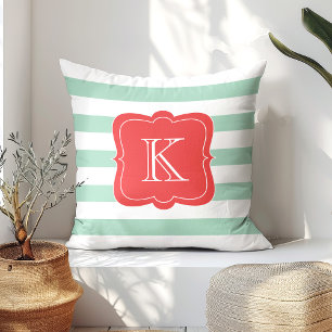 Almohada decorativa personalizada Coral & Seafoam
