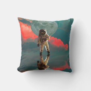 Almohada decorativa retro de astronauta en el espa