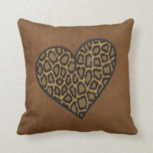Almohada del leopardo y del cuero