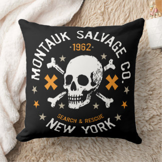 Almohada del logotipo de cráneo de Montauk Salvage