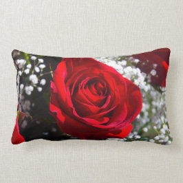Almohada del rosa rojo
