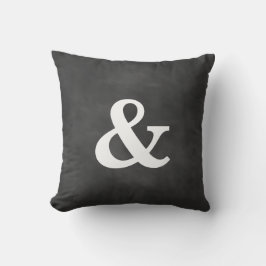 Almohada del signo "&" de la pizarra