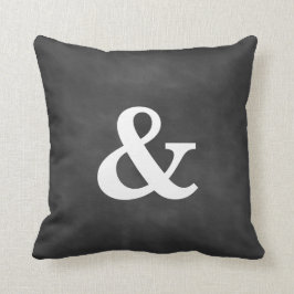Almohada del signo "&" de la pizarra