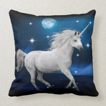 Almohada del unicornio del claro de luna