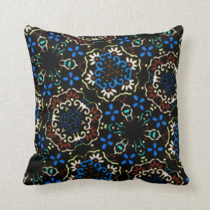 almohada del vestido del marrón azul