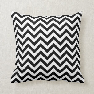 Almohada del zigzag en negro