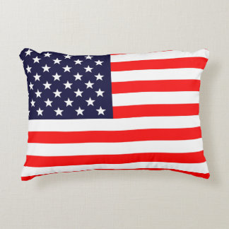 Almohada diseñada con la bandera americana