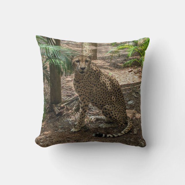 almohada diseñada con leopardo (Anverso)