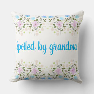 Almohada divertida y elegante mimada por la abuela